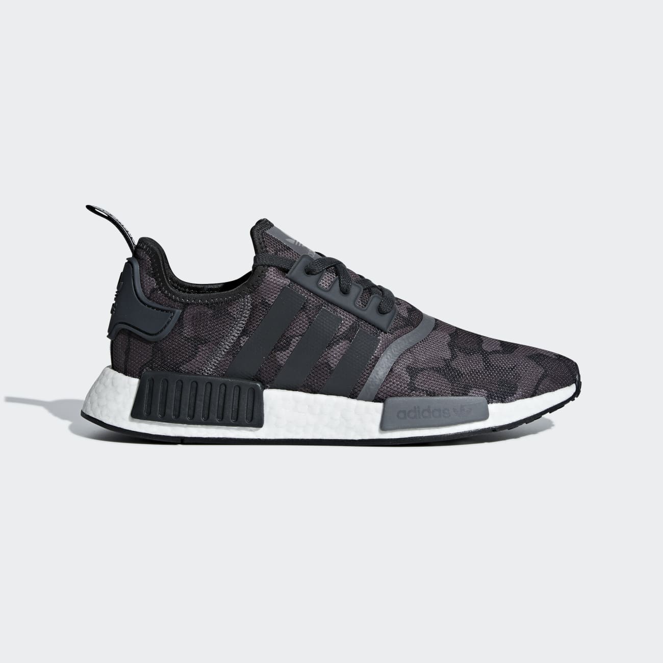 Adidas NMD_R1 Férfi Utcai Cipő - Fekete [D70330]